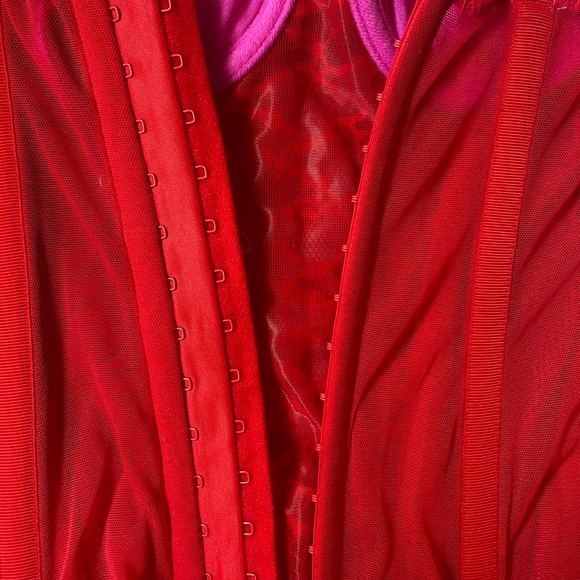 Corset top - Picture 2 of 4